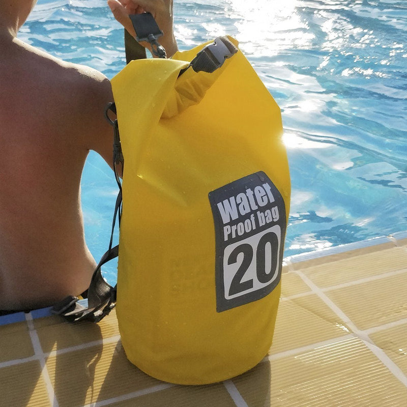 Mochila Flutuante Impermeável para Esportes e Aventuras